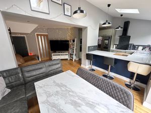 Kitchen/ Family Room- click for photo gallery